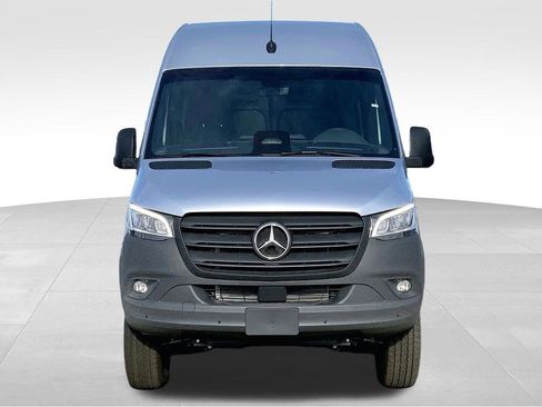 New 2025 Mercedes-Benz Sprinter 2500 image 3