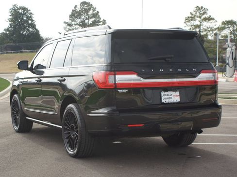 Used 2020 Lincoln Navigator Reserve w/ Equipment Group 208A Reserve image 14
