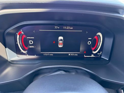 Used 2024 Nissan Rogue Platinum w/ Platinum Premium Package AWD/4WD image 31