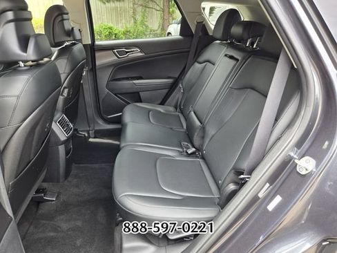 Used 2023 Kia Sportage EX FWD image 11