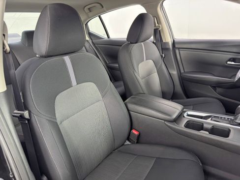 Used 2024 Nissan Sentra SV image 31