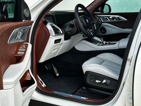 New 2026 BMW XM Label Red image 10