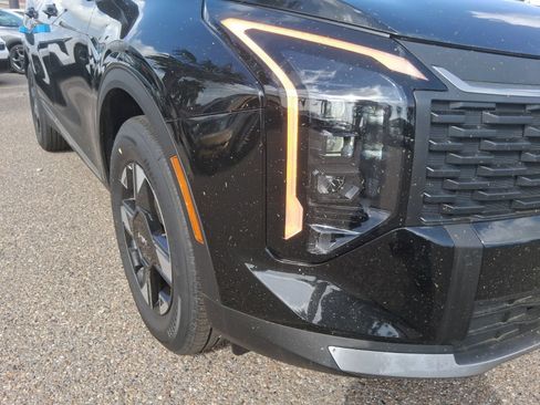 New 2026 Kia Sportage LX FWD image 7