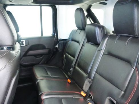Used 2021 Jeep Wrangler Unlimited Rubicon w/ Uconnect 4C Nav & Sound Group AWD/4WD image 18