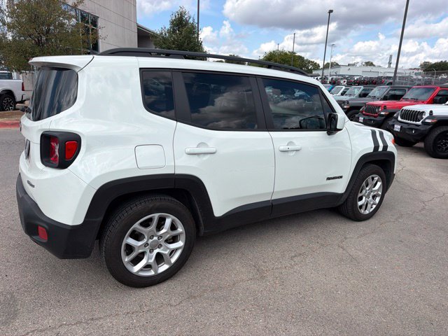 Used 2018 Jeep Renegade Latitude w/ Popular Equipment Group FWD image 5