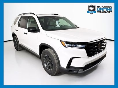 New 2025 Honda Pilot TrailSport