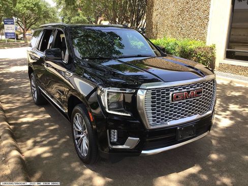 Used 2023 GMC Yukon Denali w/ Denali Reserve Package AWD/4WD image 6