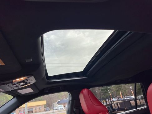 Certified 2022 Toyota Highlander XSE image 18