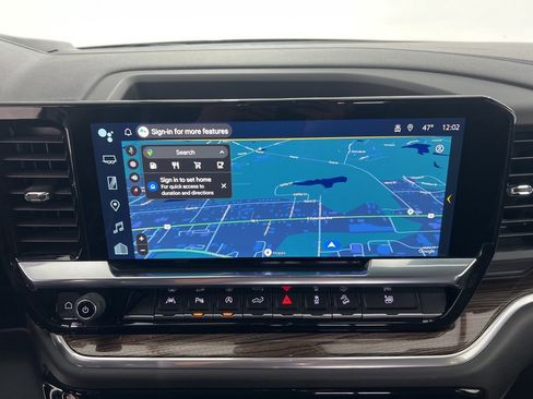 Used 2025 Chevrolet Silverado 1500 LT image 13