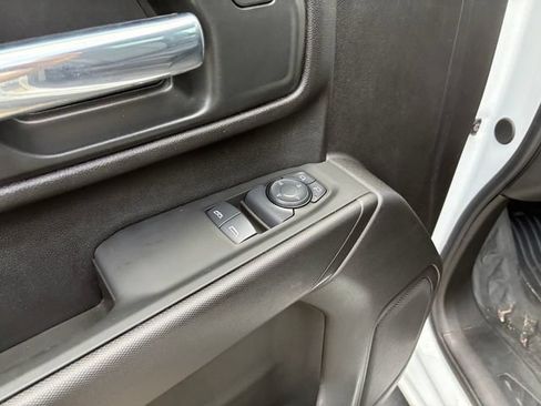 Used 2025 Chevrolet Silverado 2500 W/T AWD/4WD image 17