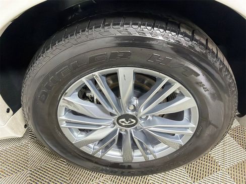 Used 2023 INFINITI QX80 Luxe w/ Cargo Package image 22