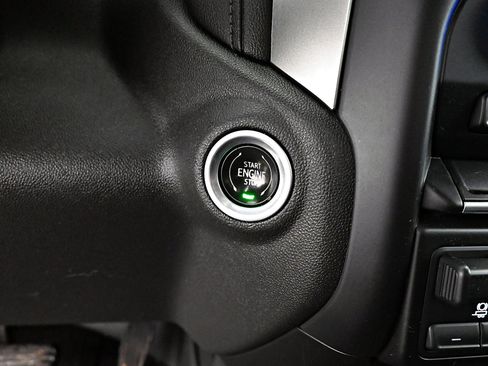 Used 2021 Chevrolet Silverado 1500 RST w/ Bed Protection Package image 9