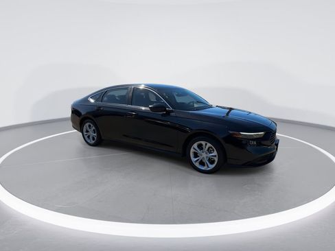 Certified 2023 Honda Accord LX image 16