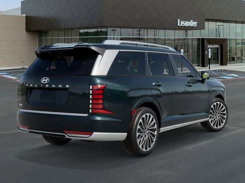 New 2026 Hyundai Palisade Calligraphy FWD image 4