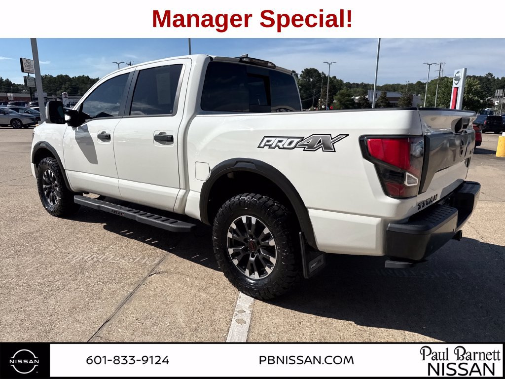 Used 2023 Nissan Titan PRO-4X w/ Pro-4x Convenience Package AWD/4WD image 13