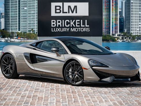 Used 2018 McLaren 570S Coupe RWD image 1