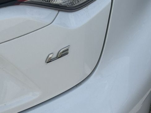 Used 2024 Toyota Corolla LE FWD image 9