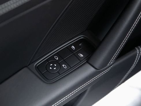 Certified 2022 Porsche 911 GT3 image 18