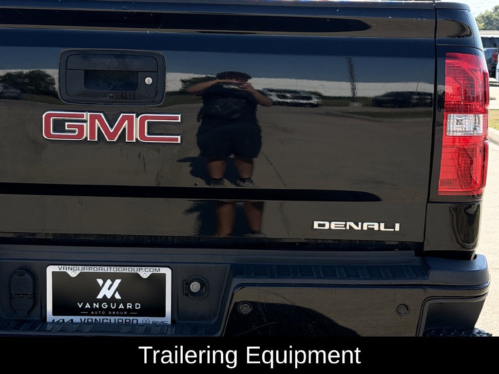 Used 2018 GMC Sierra 2500 Denali w/ Duramax Plus Package AWD/4WD image 8