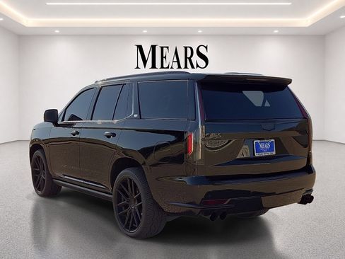 Used 2024 Cadillac Escalade Sport Platinum AWD/4WD image 3