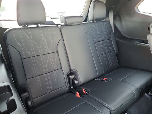 New 2026 Buick Enclave Avenir w/ Super Cruise Package image 19