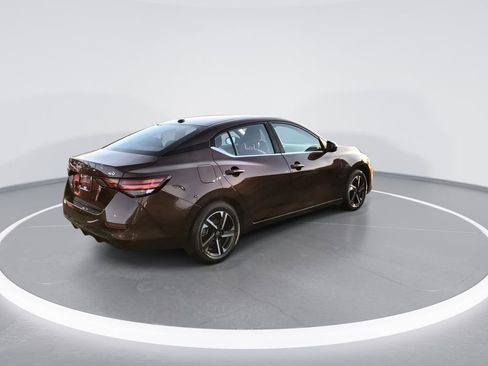 Used 2024 Nissan Sentra SV image 8