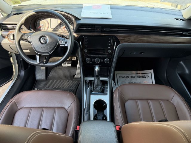 Certified 2022 Volkswagen Passat 2.0T FWD image 13