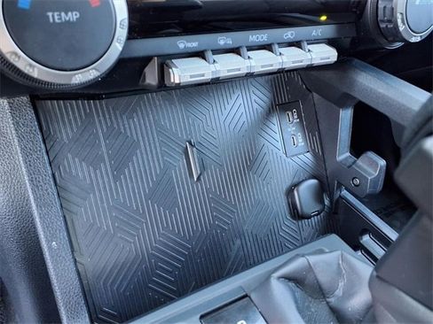 Used 2025 Toyota 4Runner SR5 image 18