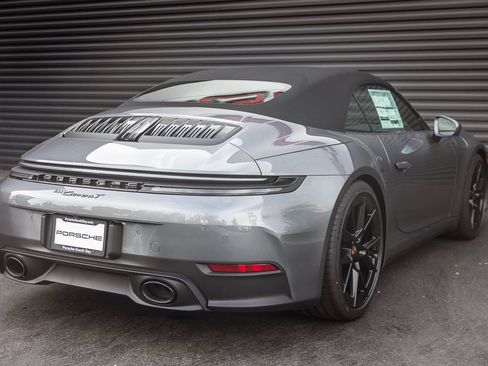 Used 2026 Porsche 911 Carrera T image 10