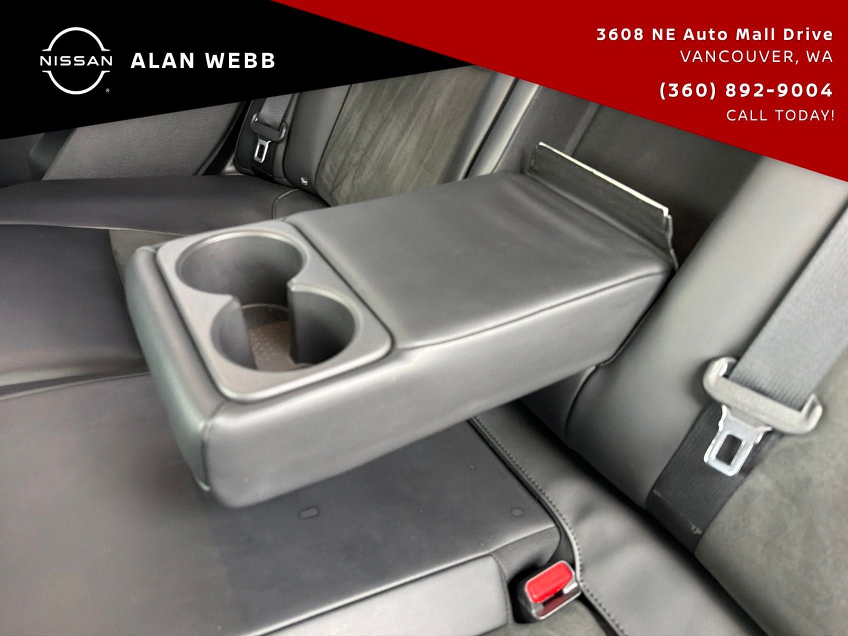 Used 2024 Nissan Ariya FWD image 30