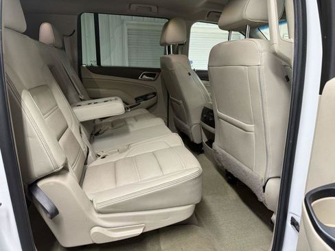 Used 2018 GMC Yukon XL Denali AWD/4WD image 35