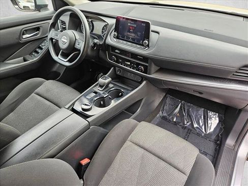 Used 2024 Nissan Rogue SV AWD/4WD image 26