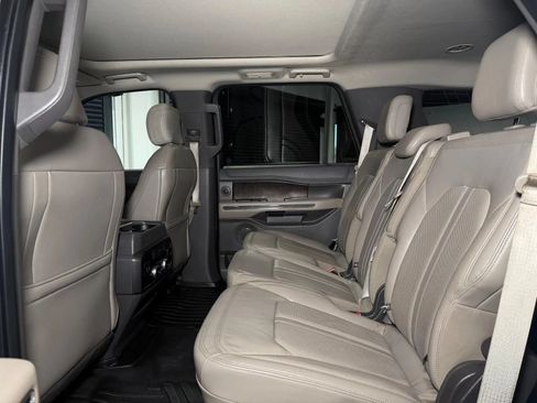Used 2018 Ford Expedition Limited w/ Equipment Group 301A AWD/4WD image 22