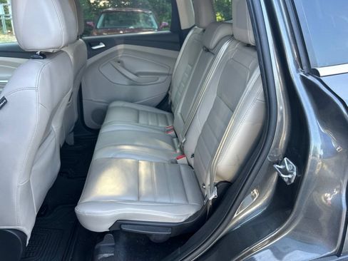 Used 2017 Ford Escape Titanium AWD/4WD image 16