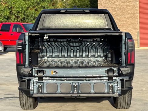 New 2026 GMC Sierra EV Elevation image 9