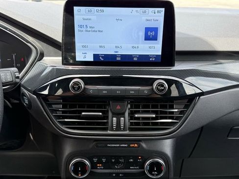 Used 2025 Ford Escape ST-Line FWD image 13