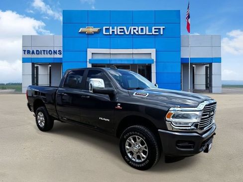 Used 2024 RAM 2500 Laramie w/ Safety Group AWD/4WD image 2