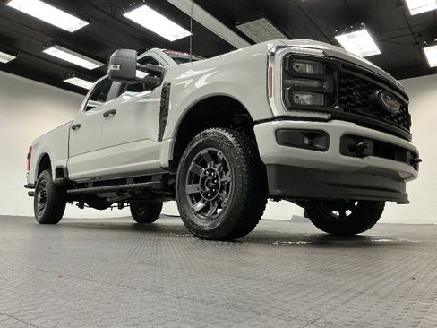 Used 2025 Ford F250 XL w/ STX Appearance Package image 8