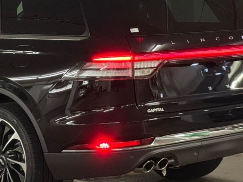 New 2026 Lincoln Aviator Reserve AWD/4WD image 7