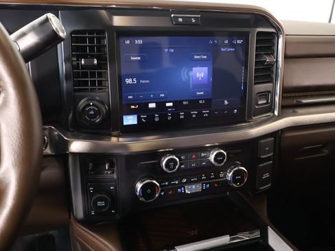 Used 2025 Ford F250 King Ranch AWD/4WD image 5