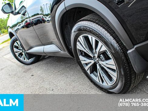Used 2023 Nissan Rogue SV FWD image 10