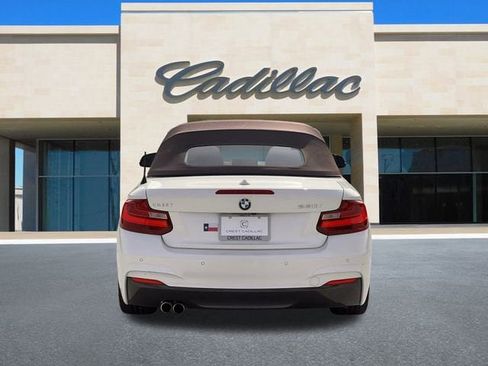 Used 2017 BMW 230i Convertible image 4