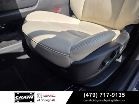 Used 2022 Cadillac XT6 Sport w/ Technology Package AWD/4WD image 23
