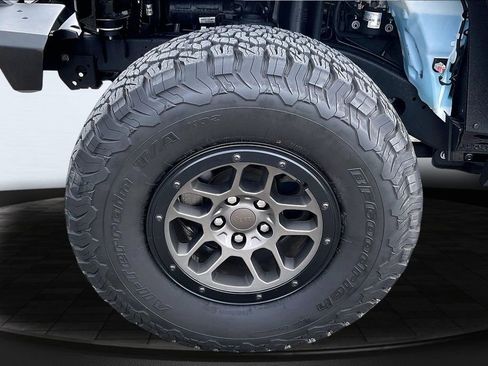 Used 2023 Jeep Wrangler Unlimited Rubicon 392 AWD/4WD image 9