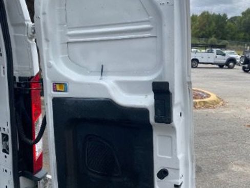 Used 2018 Ford Transit 150 130 Low Roof image 13