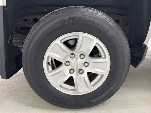 Used 2018 Chevrolet Silverado 1500 LT w/ All Star Edition image 30