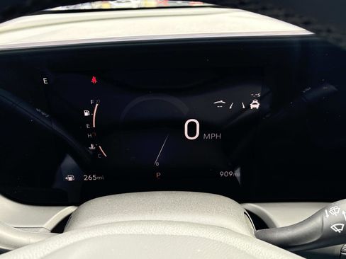 Used 2026 Buick Encore GX Sport Touring w/ Advanced Technology Package image 19