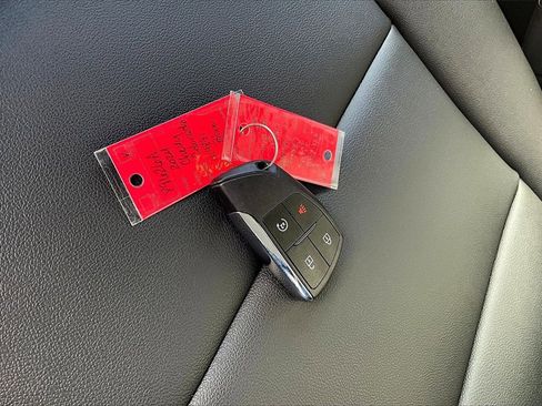 Used 2024 Chevrolet Colorado LT w/ LT Convenience Package III image 36