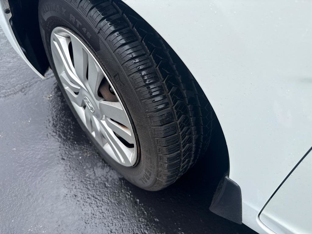 Used 2015 Honda Fit LX image 4