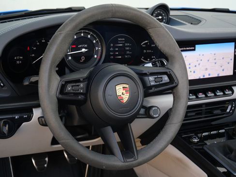 Used 2024 Porsche 911 Carrera GTS image 11